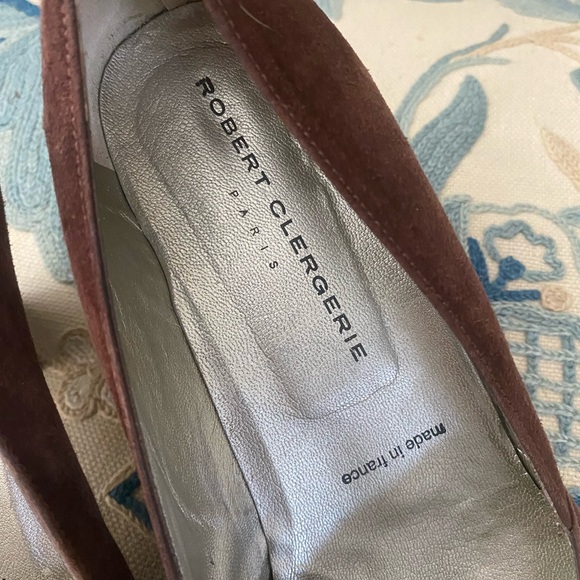 Vintage Robert Clergerie Brown Suede kitten Heels.  Size 9 - Picture 7 of 11